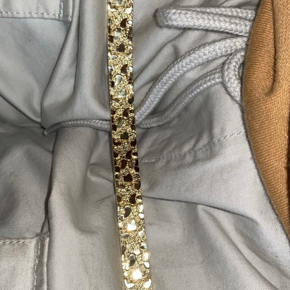 A brand new gold bracelet keeps falling off my wrist ! - Picture 5 of 6